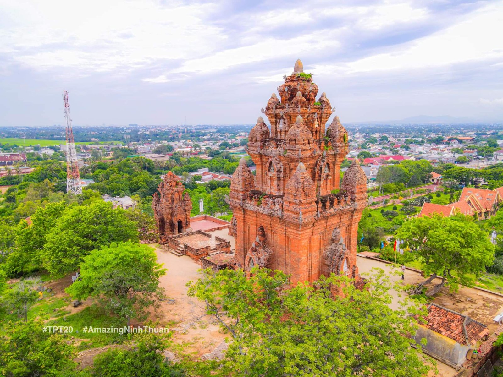 15 địa điểm du lịch Ninh Thuận đẹp nhất đáng trải nghiệm