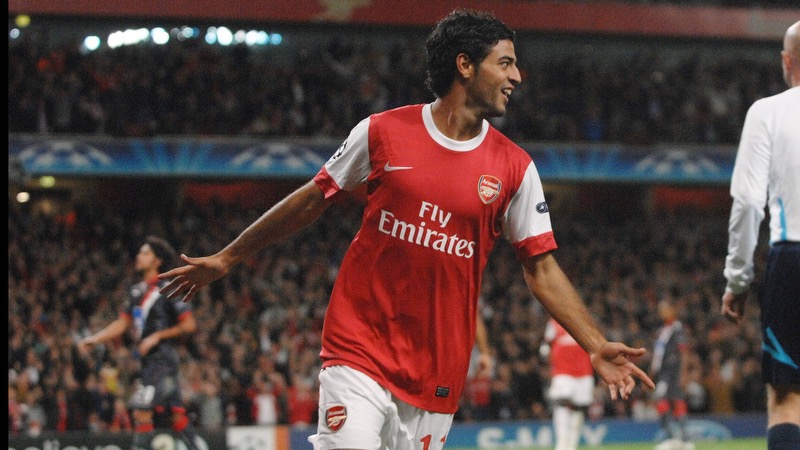 Cầu thủ Carlos Vela đã được rất nhiều người hâm mộ biết đến khi chơi bóng cho Arsenal