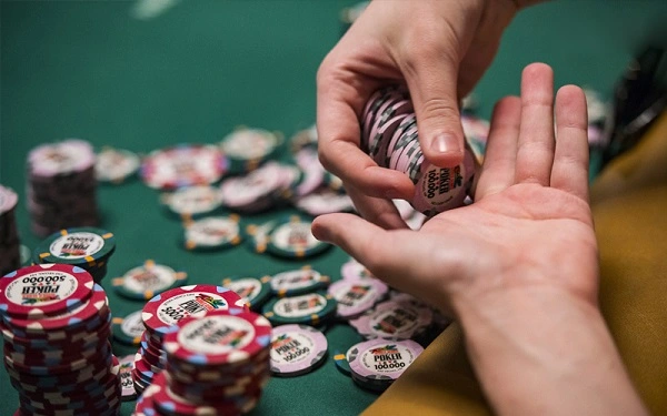 Buffing trong Poker là gì? Cách sử dụng Buffing hiệu quả trong Poker