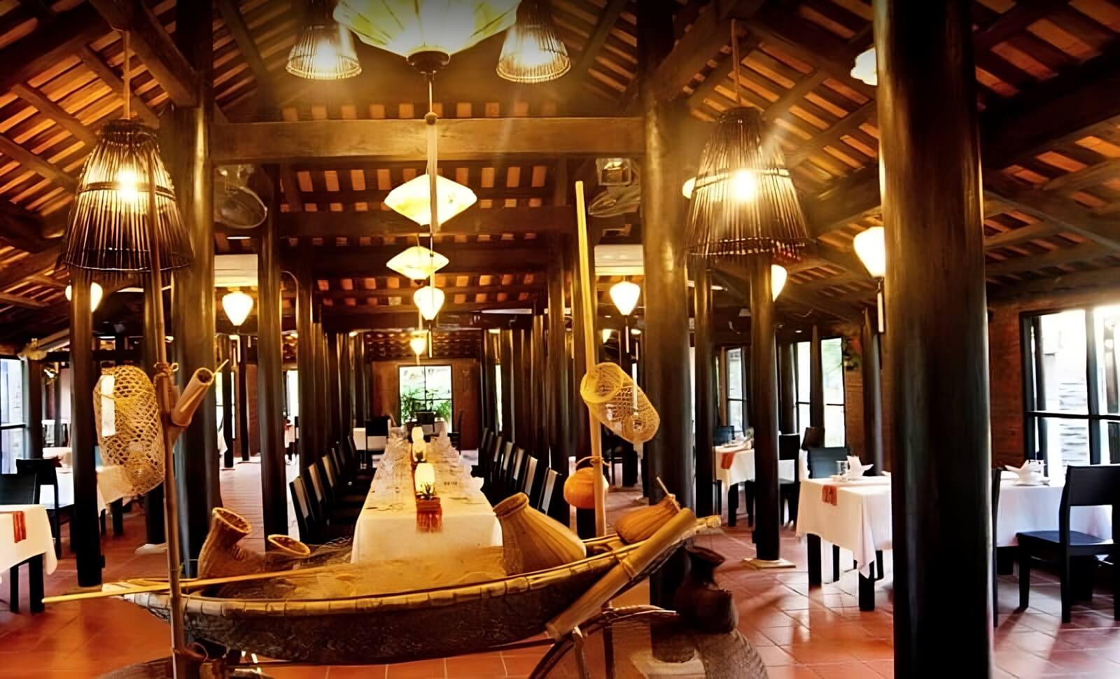 Top 25 nhà hàng ở Hội An cực đông khách, NGON khó cưỡng