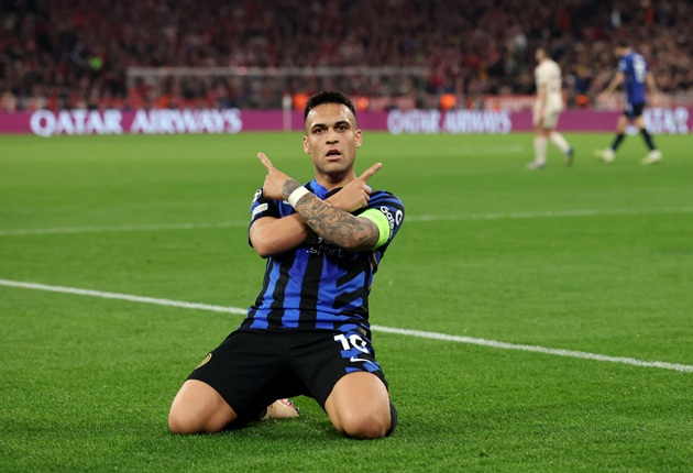 Barcelona tiến gần Lautaro Martinez từ Inter Milan