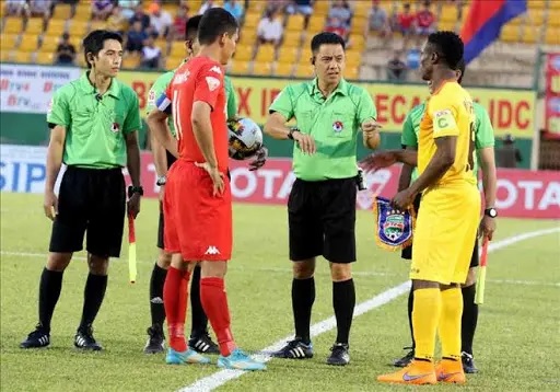 Cập Nhật Luật Bóng Đá 11 Người Mới Công Bố Gần Đây Nhất Của FIFA 2022 - Obito Sport - Cửa Hàng Quần Áo Thể Thao