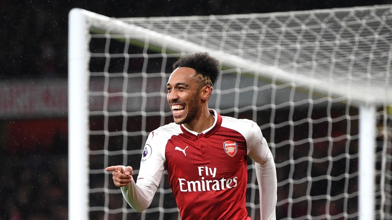 Cái tên này đã tỏa sáng tại nhiều giải đấu khác nhau Cầu thủ Pierre-Emerick Aubameyang - Gã du mục thời hiện đại